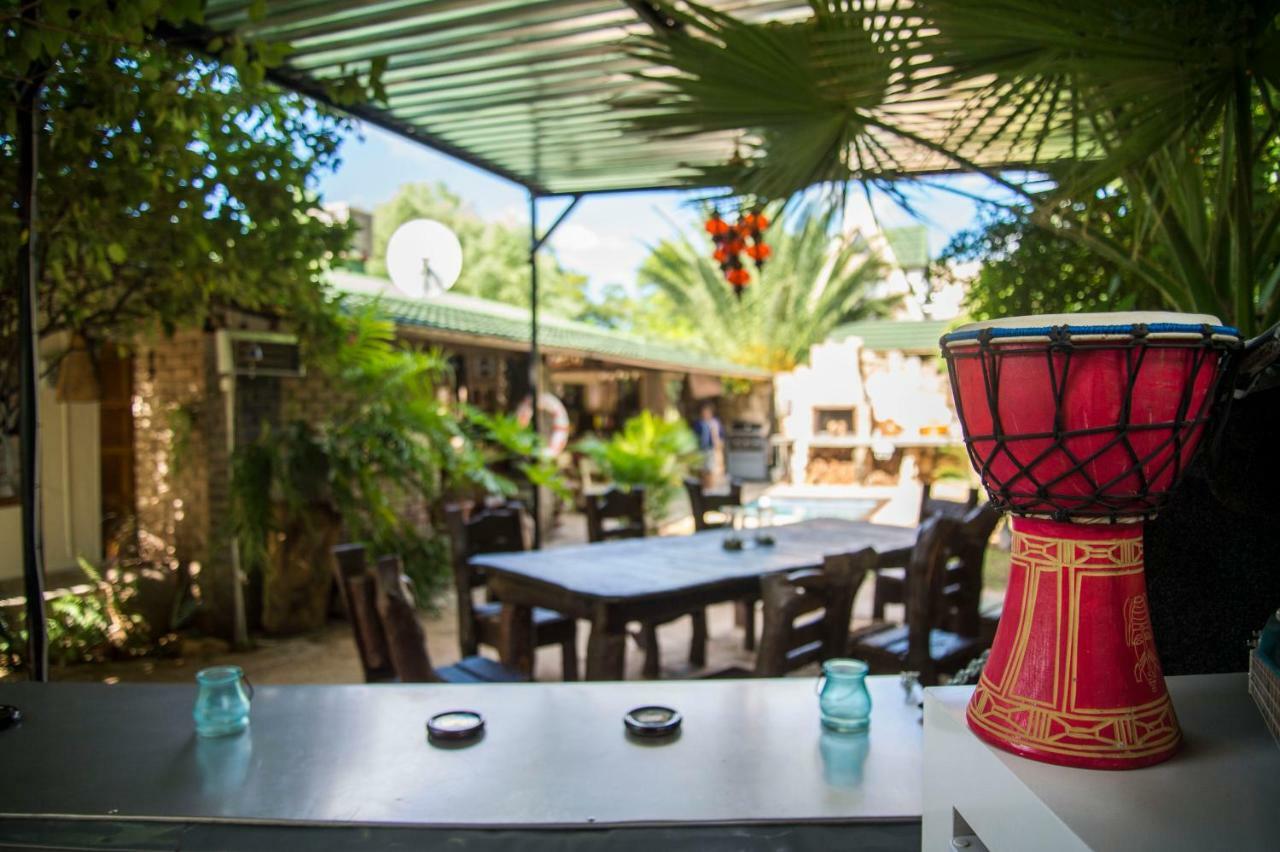Tsumeb Backpackers & Safari Hostel Buitenkant foto