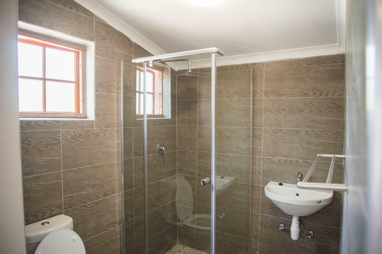 Tsumeb Backpackers & Safari Hostel Buitenkant foto